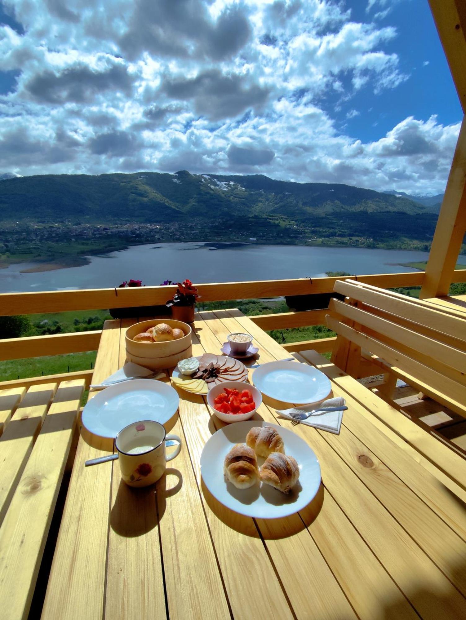 Suncani Brijeg Eco Village Plav Kültér fotó